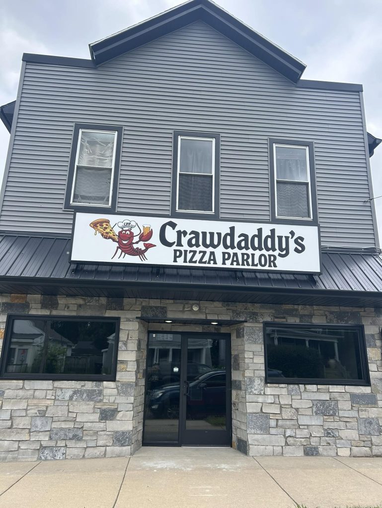 Crawdaddy's Pizza Parlor EXTERIOR