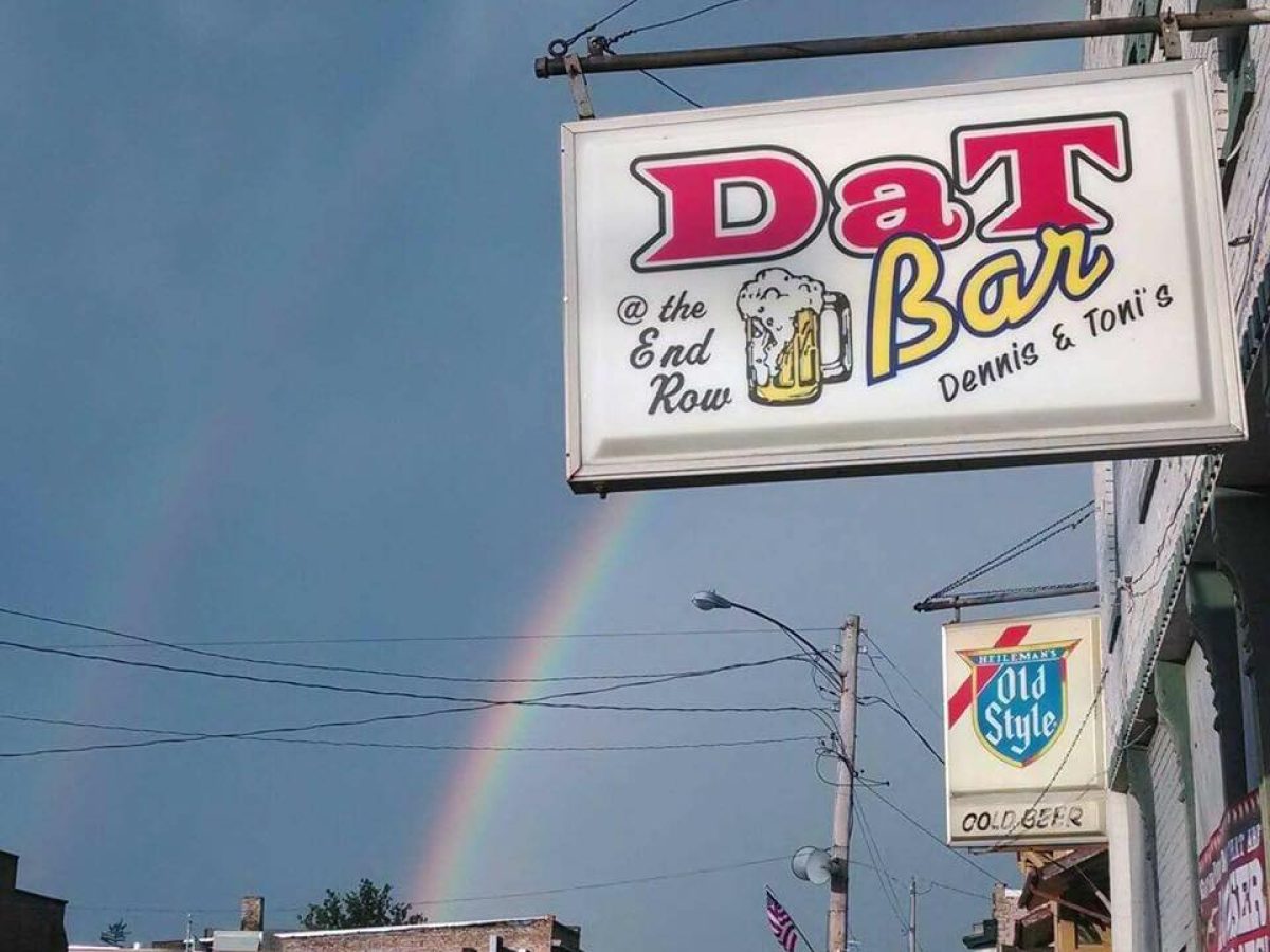 DaT-Bar-sign.jpg