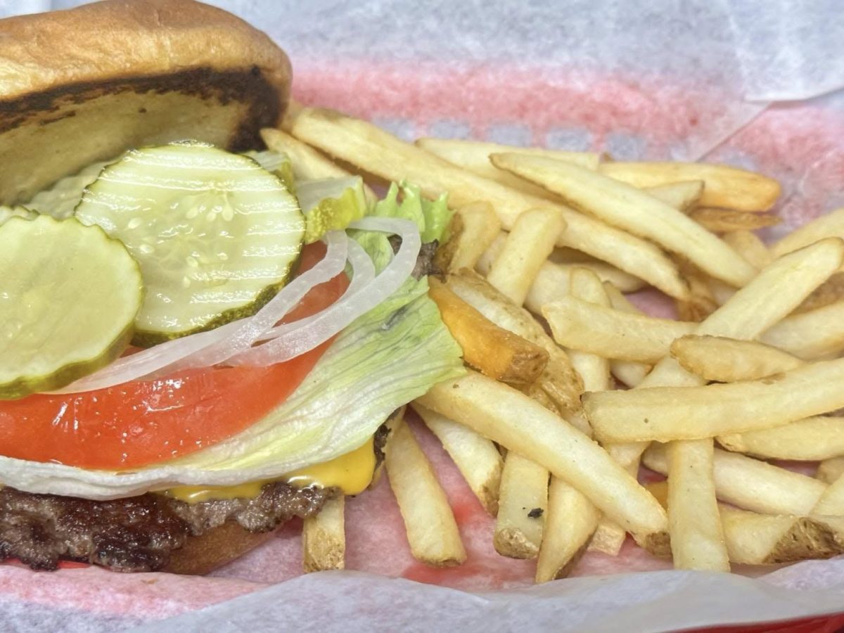 Danvers-Y-Smashburger-1.jpg