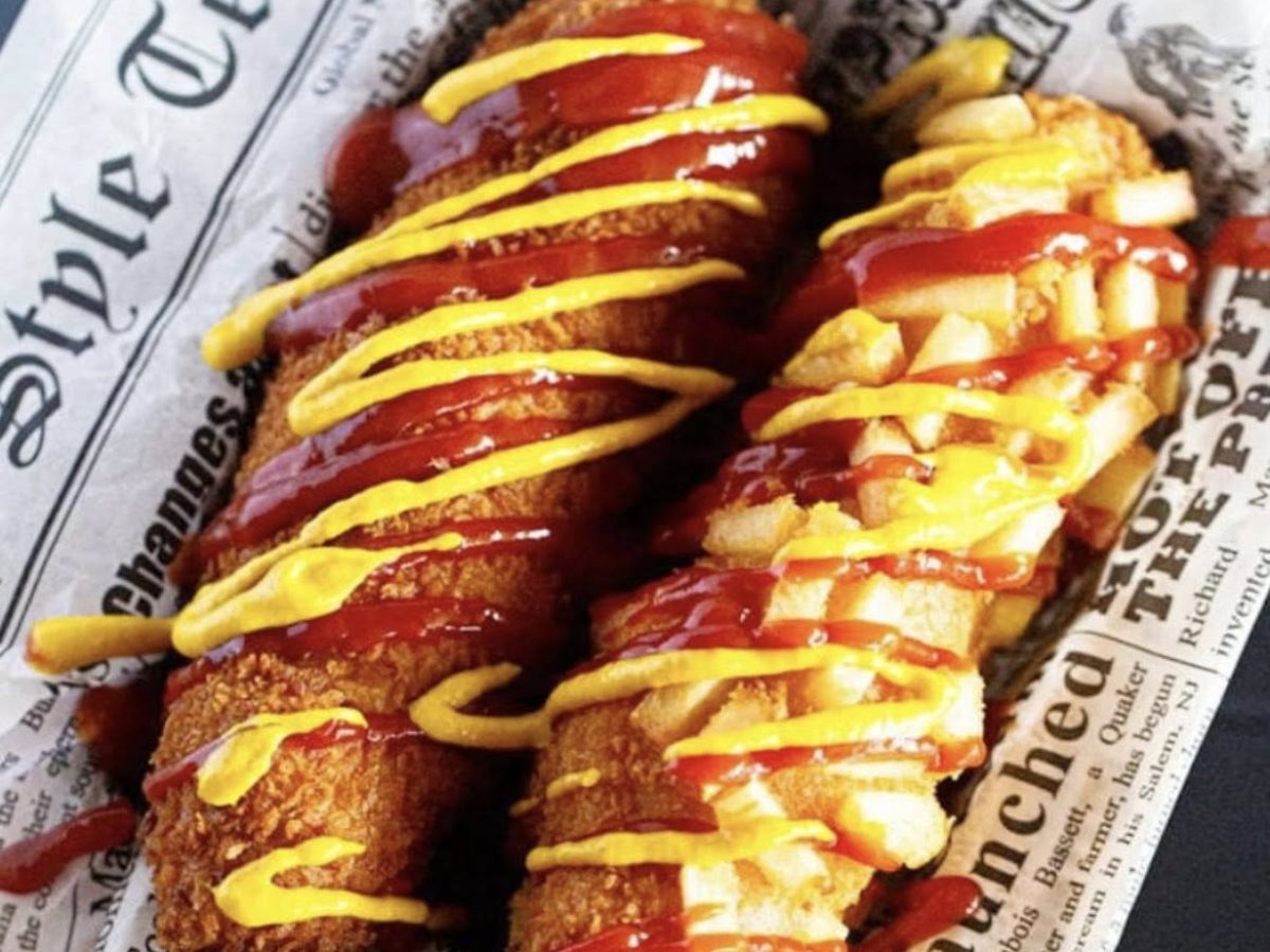 Kobi-eon-chicken-and-corndog-image-09.jpg