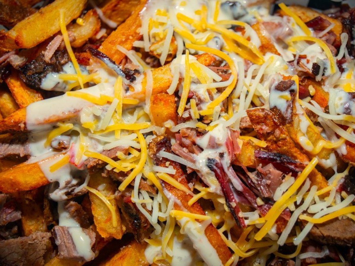 annies-eats-loaded-fries.jpg