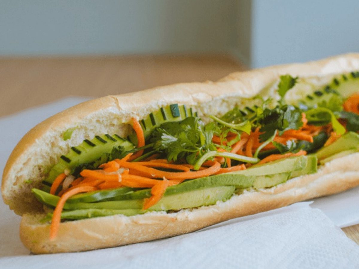 avocado-banh-mi.jpg
