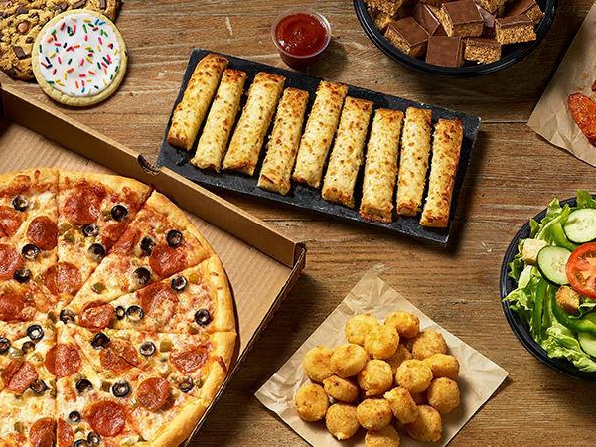 caseys-pizza-cover.jpg