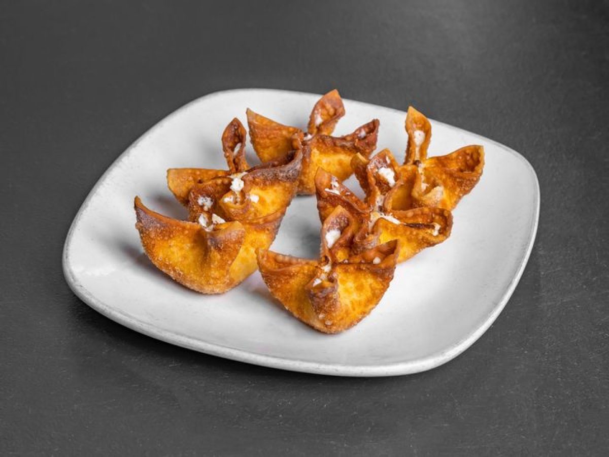 chi-family-express-crab-rangoon.jpg