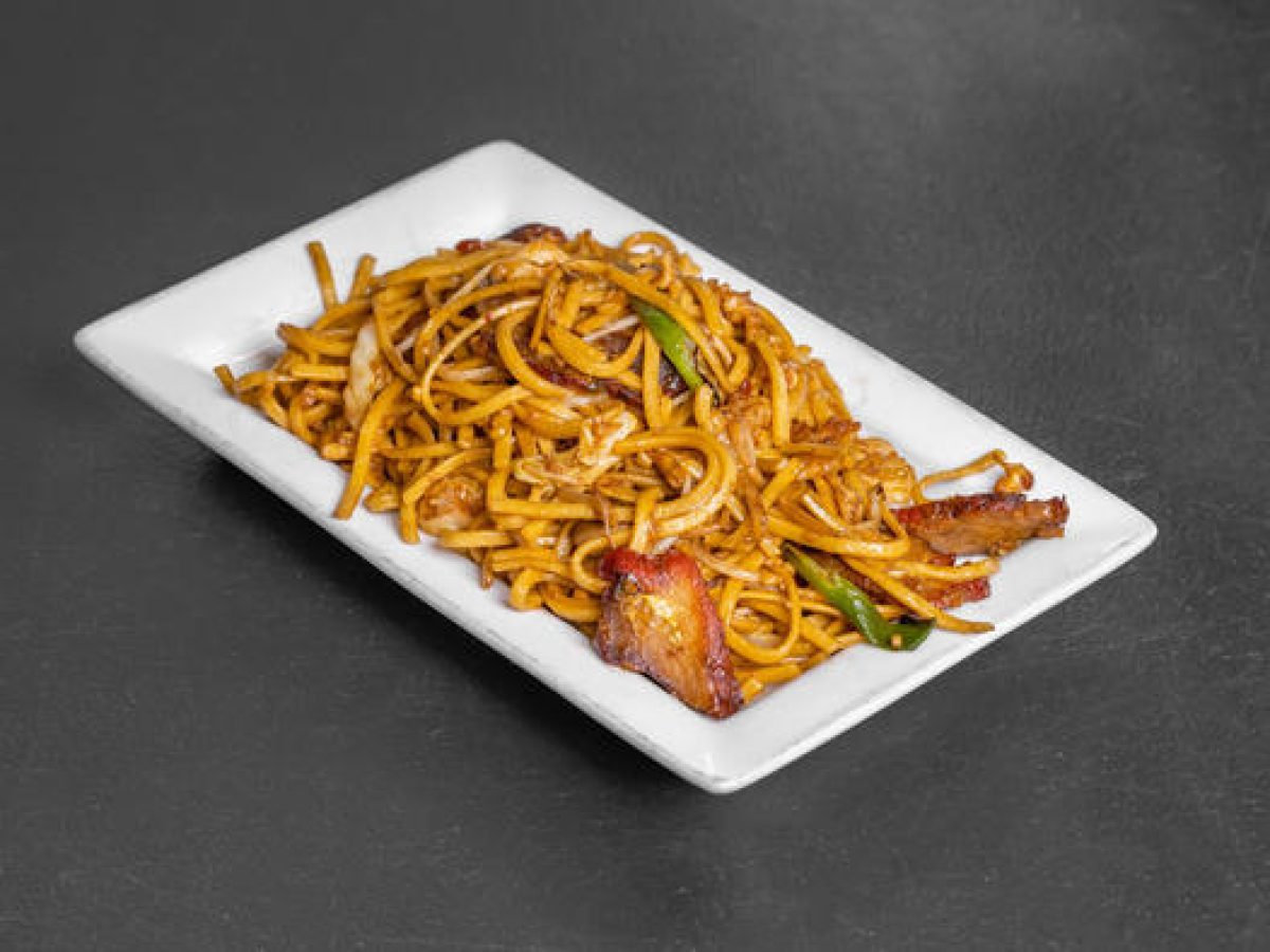 chi-family-express-lo-mein.jpg