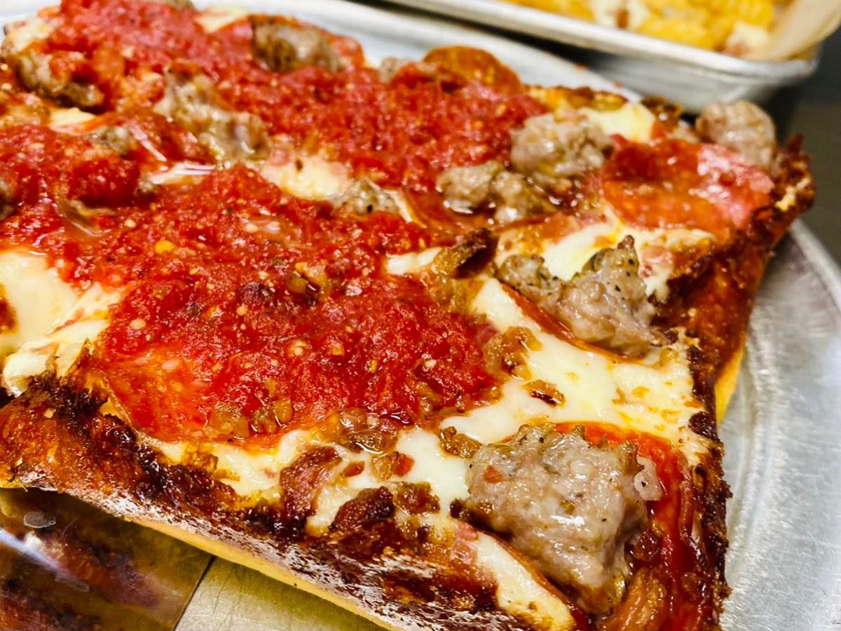 detroit-style-pizza.jpg