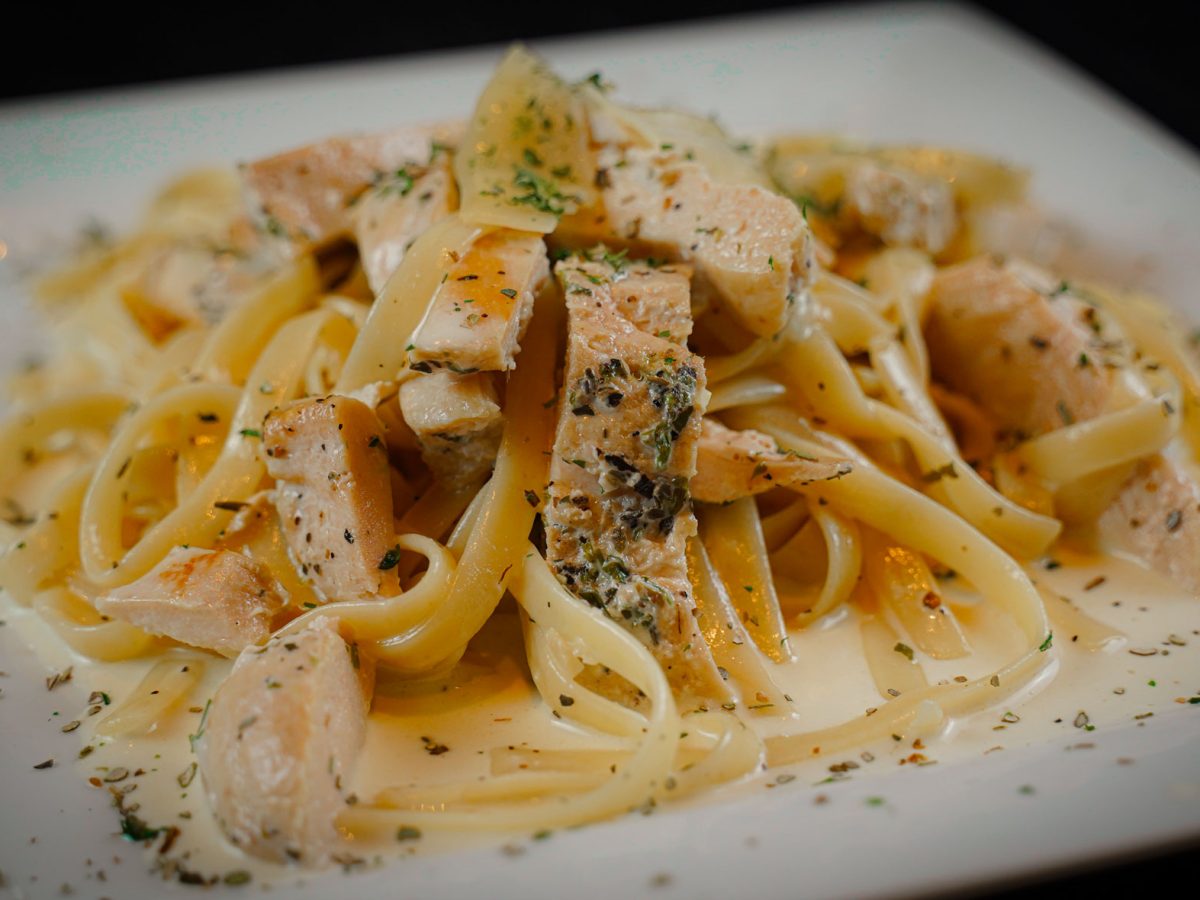 fettuccini-with-chicken-napolis.jpg