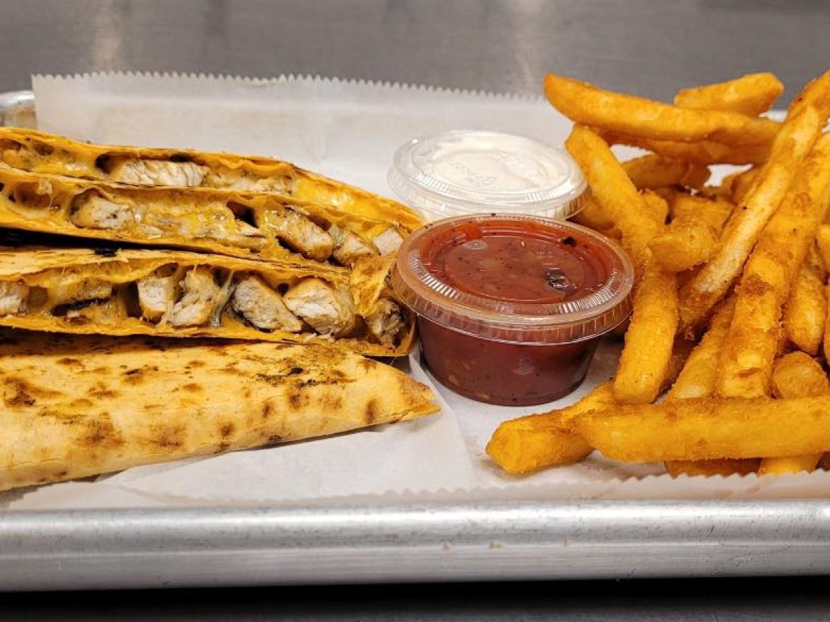 gameday-grill_chicken-quesadilla.jpg
