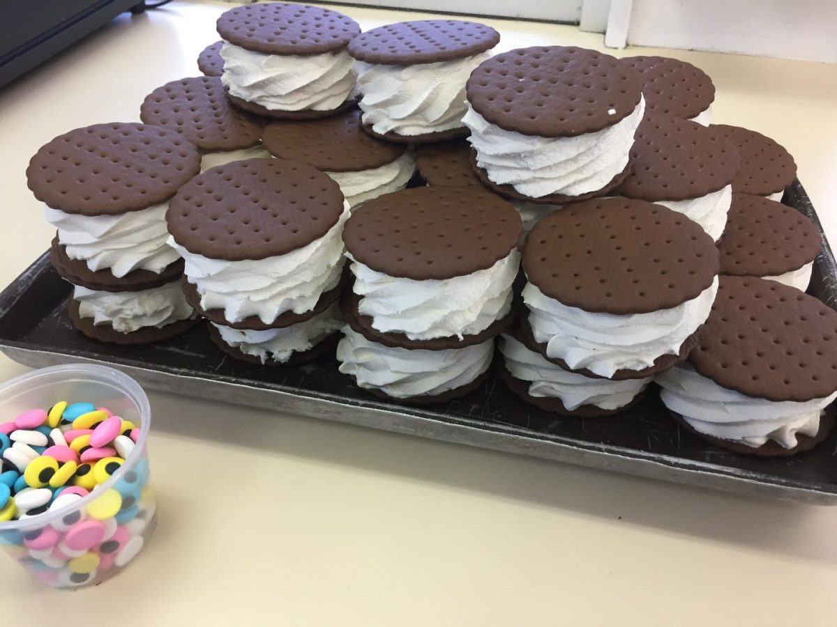 genes-ice-cream-sandwiches.jpg