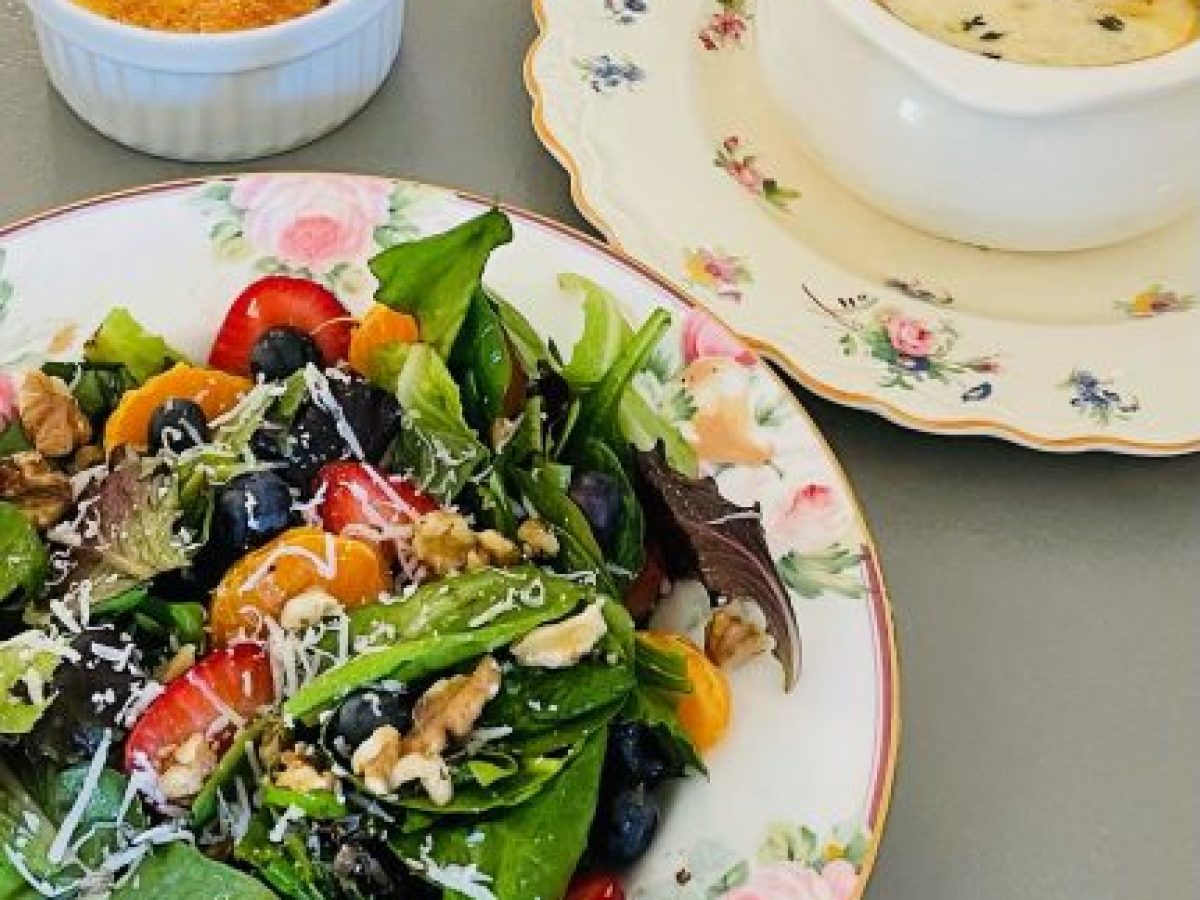 kickapoo-tea-room-soup-and-salad.jpeg