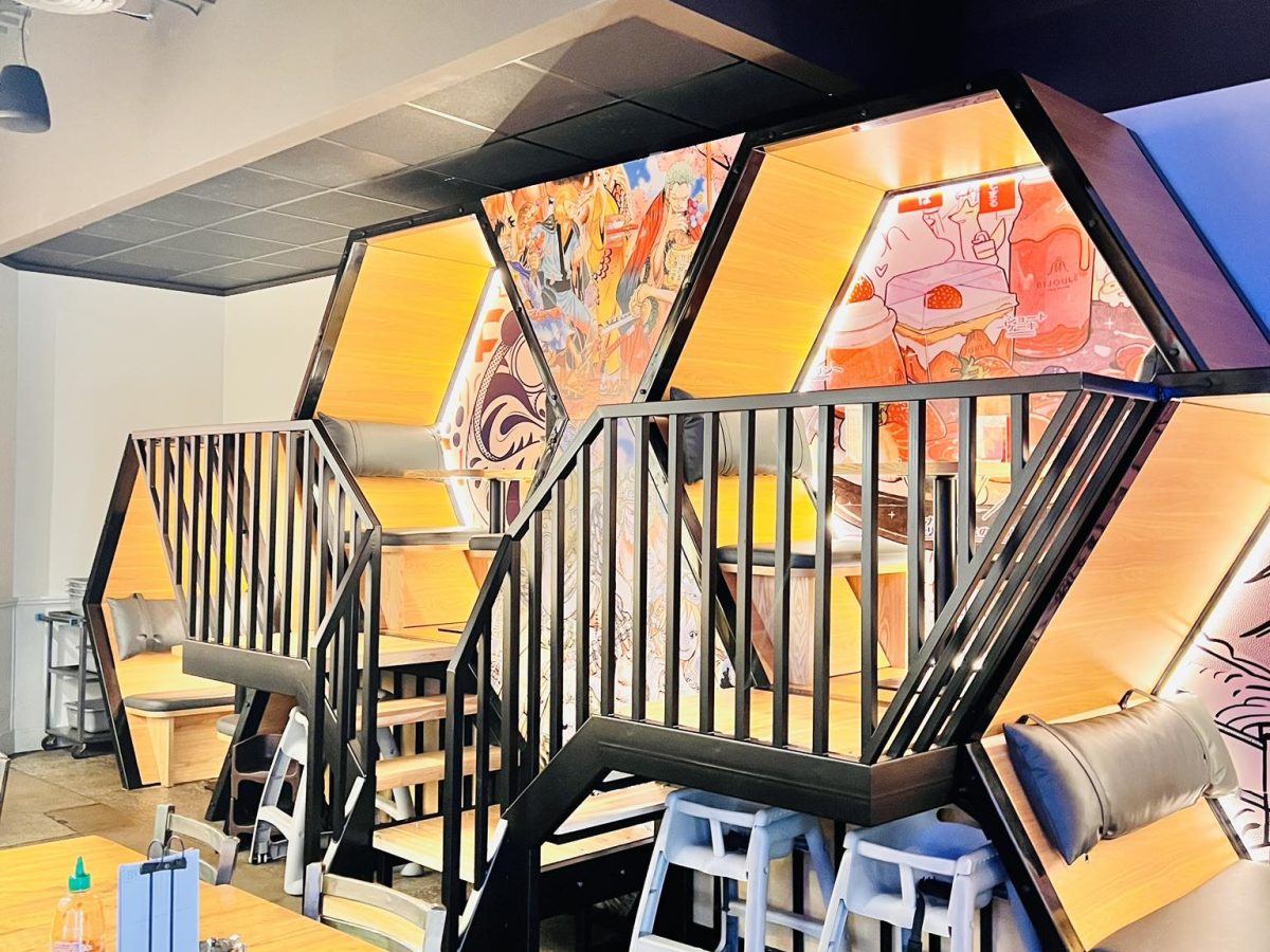 kobe-ramen-booths.jpg