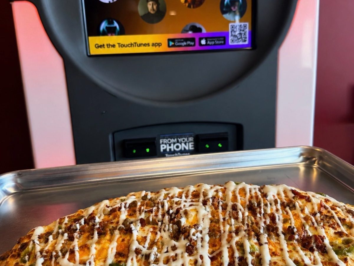local-hideout-bar-and-grill-flatbread.jpg