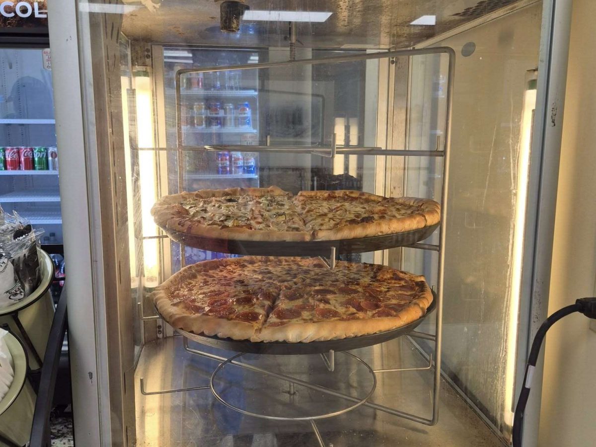 rosatis-by-the-slice.jpg