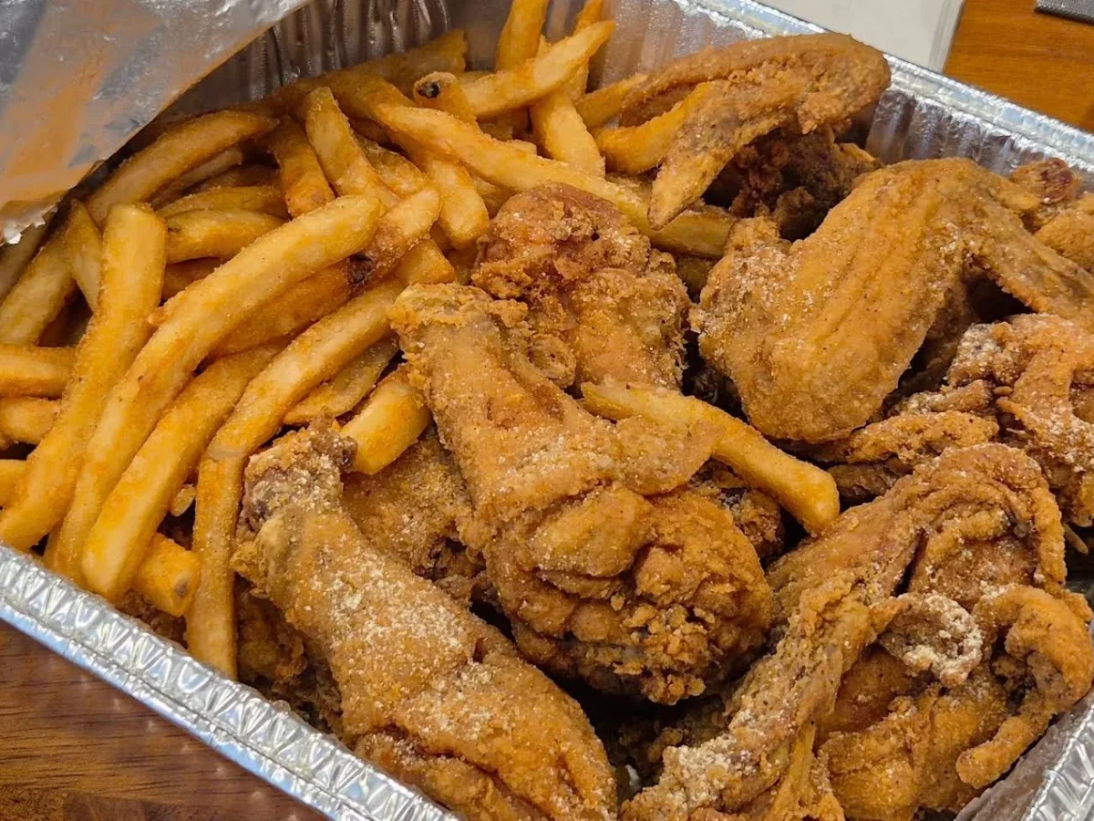 super-jj-fish-chicken-food-2.webp