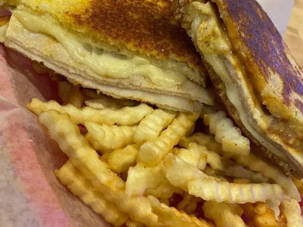 windjammer-sandwich.jpg